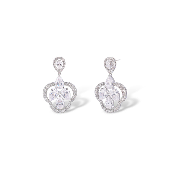 Almut White Fan Necklace Earrings Set