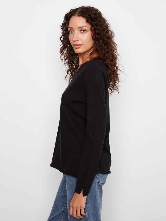 Basic V-Neck Sweater - Black