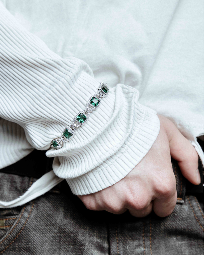DARKAI Emerald Mariner Bracelet Male Model Picture