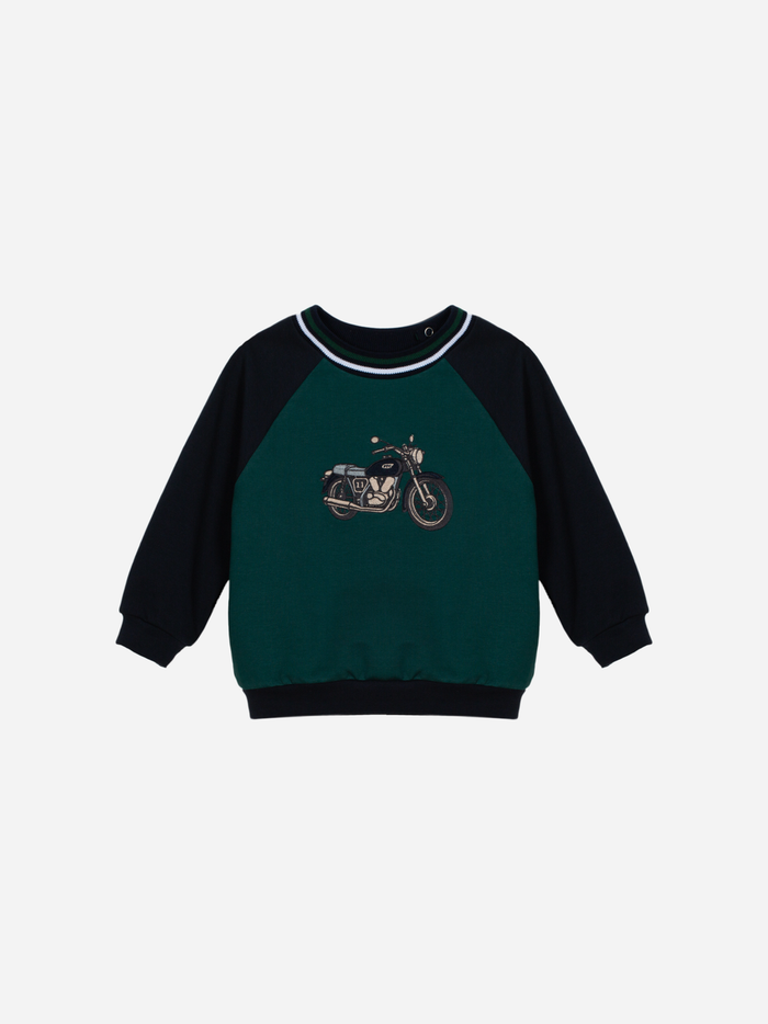 Outfit Tractor