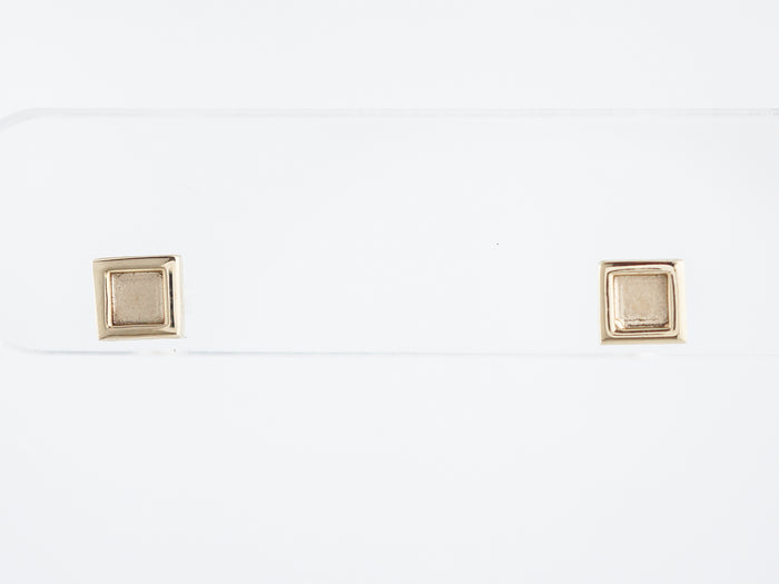 Square Stud Earrings Modern in 14K Yellow Gold