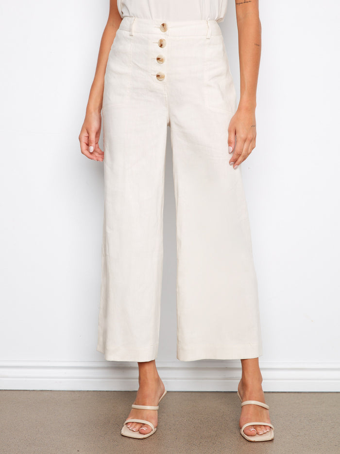 Crafted with a cropped length, these pants provide a modern and chic look perfect for warmer days by Charlie B.